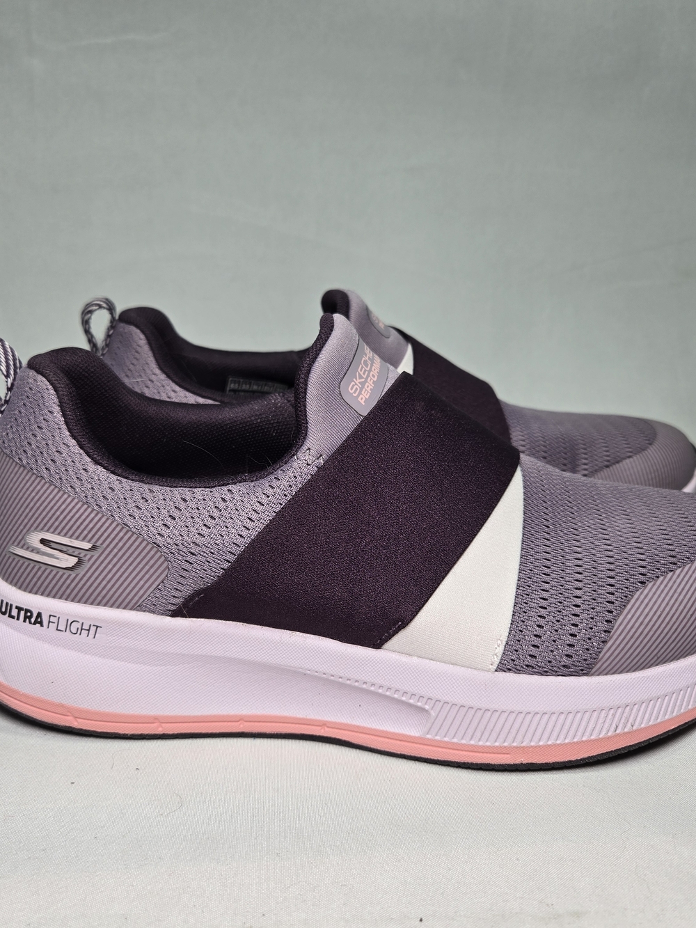 Skechers Performance Women’s 6.5 Plum Ultra Flight Athletic Shoes Slip on Walk